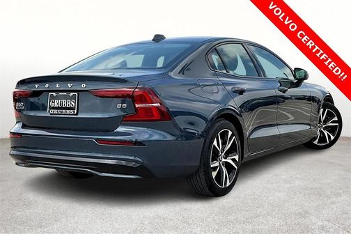 2025 Volvo S60 B5 Plus