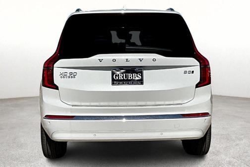2025 Volvo XC90 PLUS