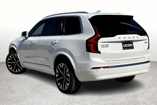 2025 Volvo XC90 PLUS
