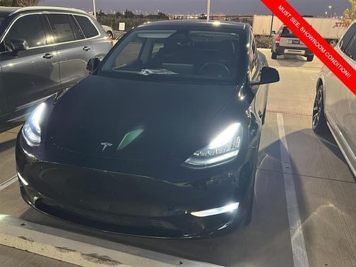 2023 Tesla Model Y Long Range