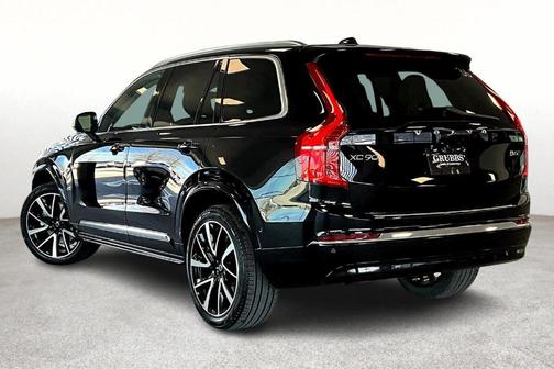 2025 Volvo XC90 B6 Plus 7-Seater