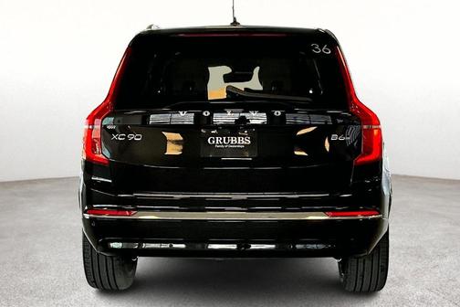 2025 Volvo XC90 B6 Plus 7-Seater
