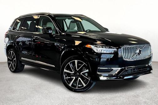 2025 Volvo XC90 B6 Plus 7-Seater