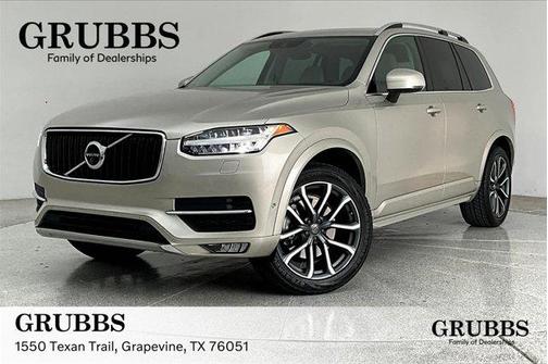 2017 Volvo XC90 T6 Momentum