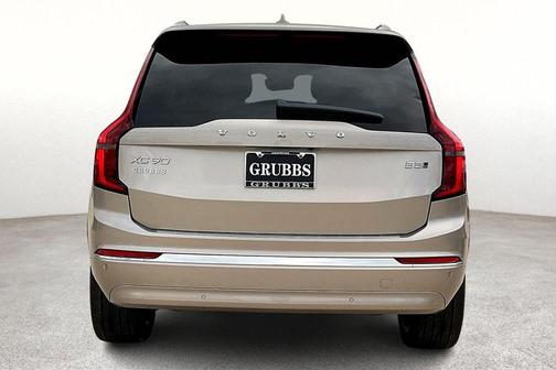 2026 Volvo XC90 B5 Plus 7-Seater