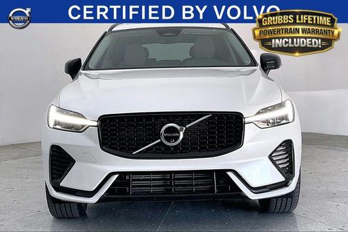 Crystal White Metallic 2025 Volvo XC60 Plug-In Hybrid T8 Plus