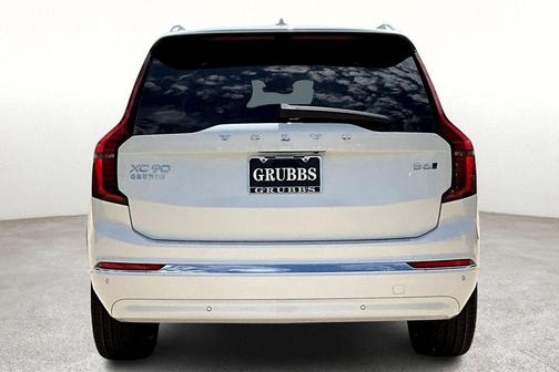 2026 Volvo XC90 B6 Plus 7-Seater