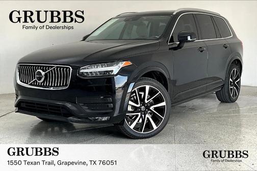2022 Volvo XC90 T6 Momentum 7 Passenger