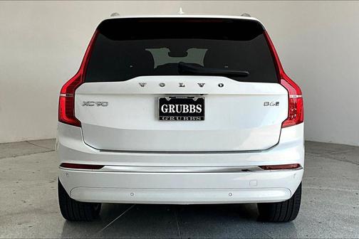 2023 Volvo XC90 B6 Ultimate 7-Seater
