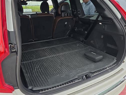 2023 Volvo XC90 B6 Ultimate 7-Seater