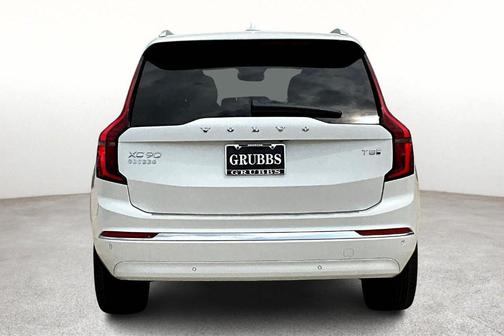 2025 Volvo XC90 Plug-In Hybrid T8 Plus 7-Seater