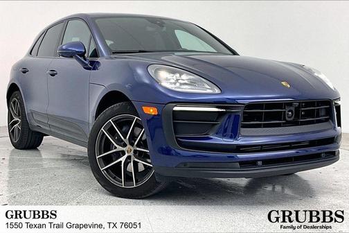 2023 Porsche Macan Base