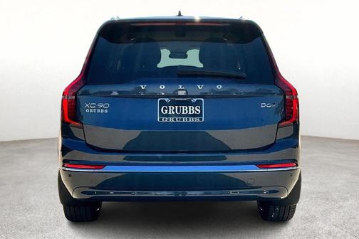 2026 Volvo XC90 B6 Ultra 7-Seater