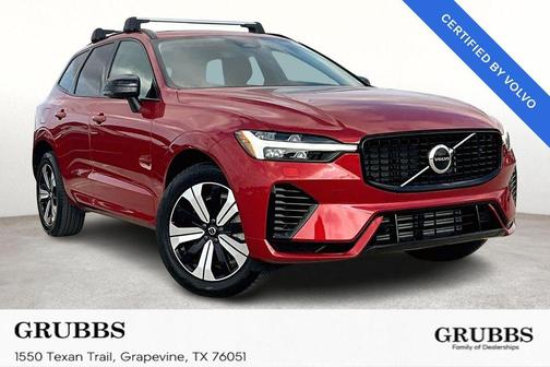 2024 Volvo XC60 Recharge Plug-In Hybrid T8 Core Dark Theme