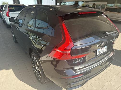 2025 Volvo XC60 B5 Plus