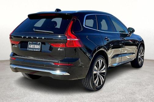 2022 Volvo XC60 B6 Inscription