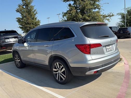 2018 Honda Pilot Elite