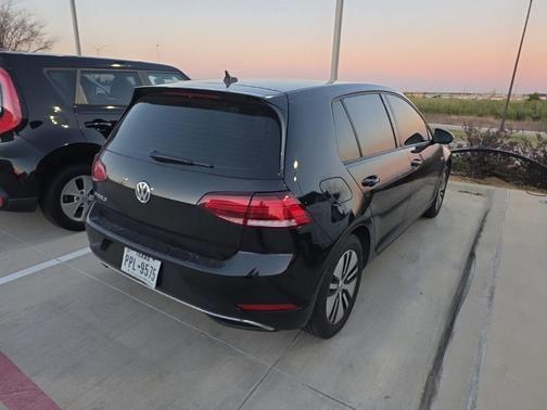 2017 Volkswagen e-Golf SEL Premium