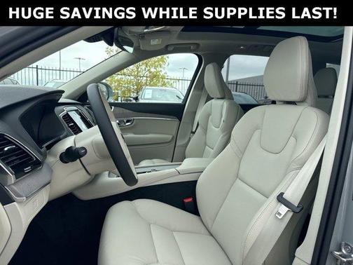 2025 Volvo XC90 B6 Plus 7 Passenger