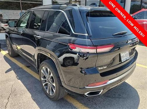 2022 Jeep Grand Cherokee Overland