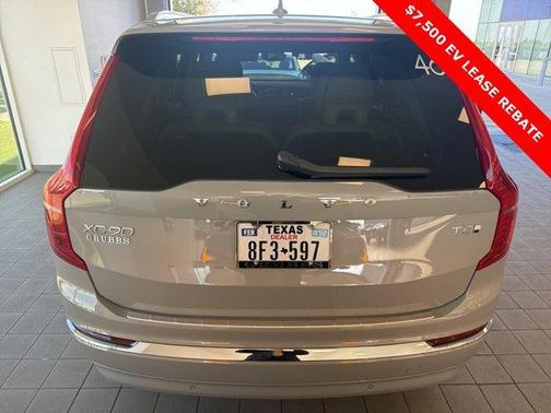 2025 Volvo XC90 Plug-In Hybrid T8 Plus 7-Seater