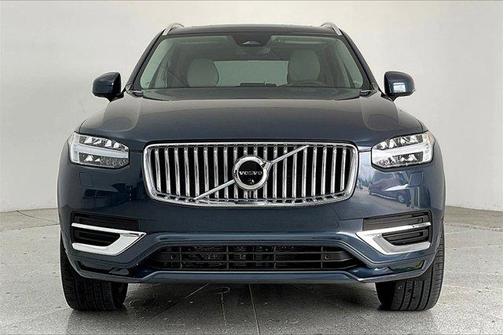 2023 Volvo XC90 B6 Plus 7-Seater