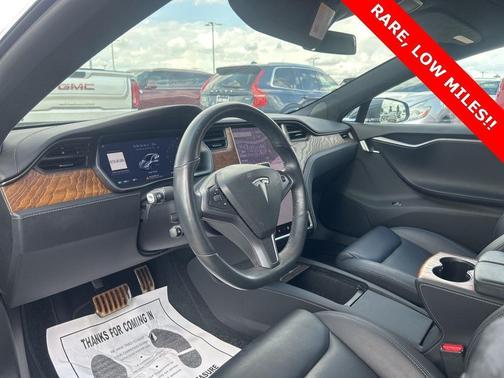 2020 Tesla Model S Performance