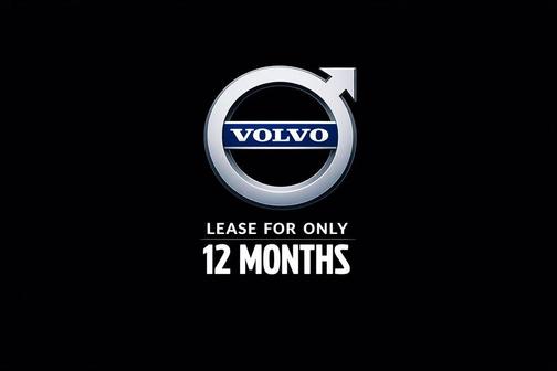 2026 Volvo XC40 B5 Ultra Black Edition