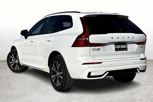 2025 Volvo XC60 B5 Core