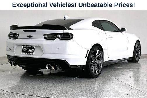 Summit White 2022 Chevrolet Camaro ZL1