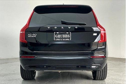 2023 Volvo XC90 Recharge Plug-In Hybrid T8 Plus Dark Theme 7 Passenger
