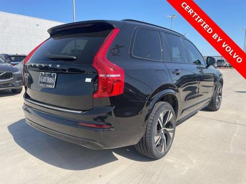 2023 Volvo XC90 Recharge Plug-In Hybrid T8 Plus Dark Theme 7 Passenger
