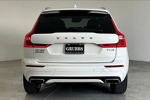 2018 Volvo XC60 T6 R-Design