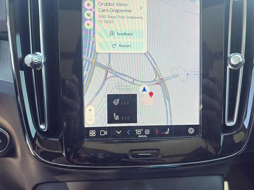 2023 Volvo XC40 B5 Plus Bright Theme