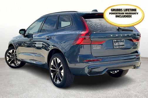 2026 Volvo XC60 B5 Plus