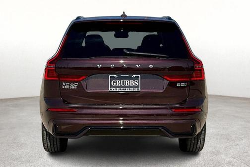 2026 Volvo XC60 B5 Plus