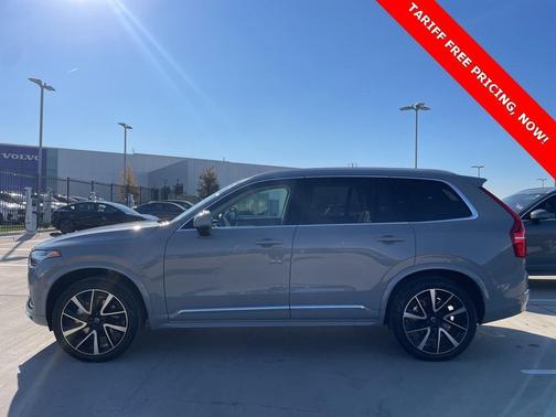 2025 Volvo XC90 B6 Plus 7-Seater