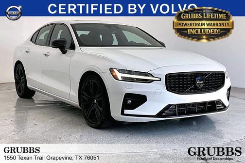 Crystal White 2023 Volvo S60 B5 Plus Black Edition