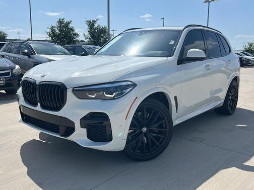 2023 BMW X5 M50i
