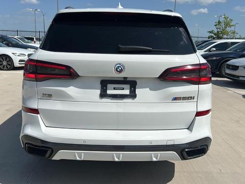 2023 BMW X5 M50i