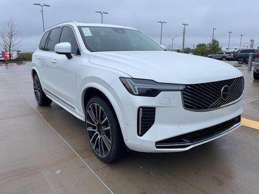 2025 Volvo XC90 B6 Plus 6 Passenger