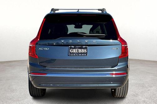 2024 Volvo XC90 B6 Plus Bright Theme 7-Seater