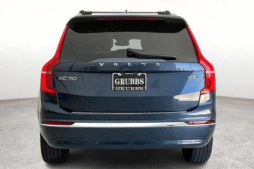 2025 Volvo XC90 B5 Ultra