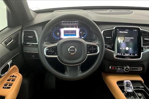 2025 Volvo XC90 B5 Ultra