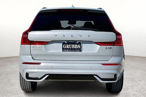 2026 Volvo XC60 B5 Core