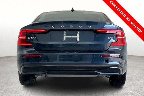 2025 Volvo S60 B5 Plus