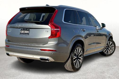 2020 Volvo XC90 T5 Momentum 7 Passenger