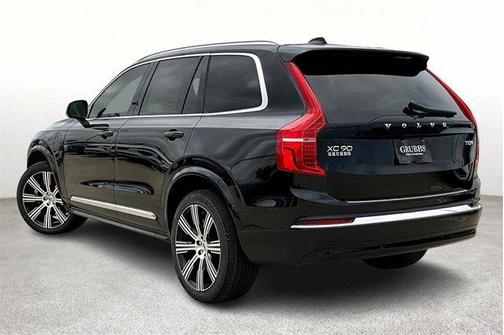 2025 Volvo XC90 Plug-In Hybrid T8 Plus 7-Seater