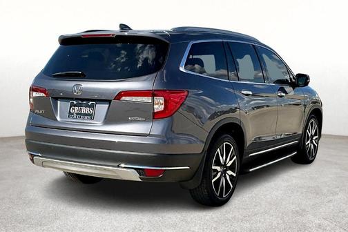 2022 Honda Pilot Touring 7-Passenger