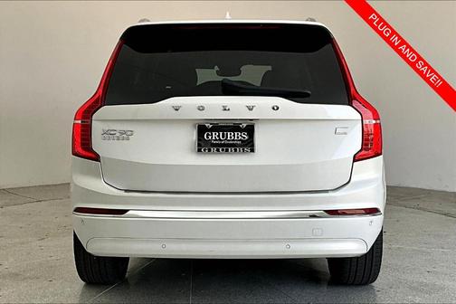 2024 Volvo XC90 Recharge Plug-In Hybrid T8 Plus Bright Theme 7-Seater